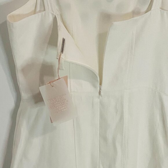 Stasia Alexis Design Sleeveless White Dress for Glamorous Occasions - Picture 16 of 17